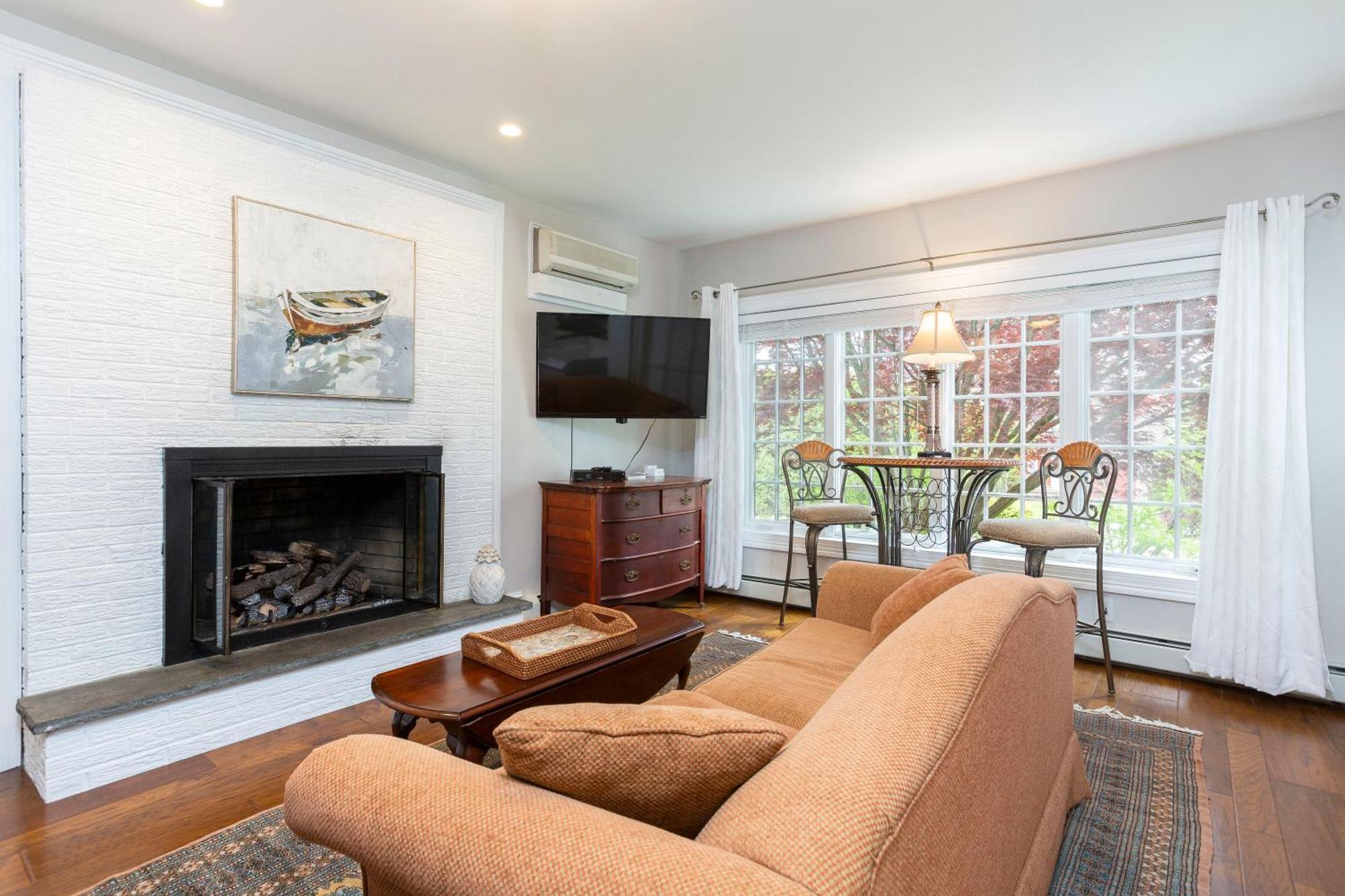 The Villa Bed And Breakfast Westerly Extérieur photo
