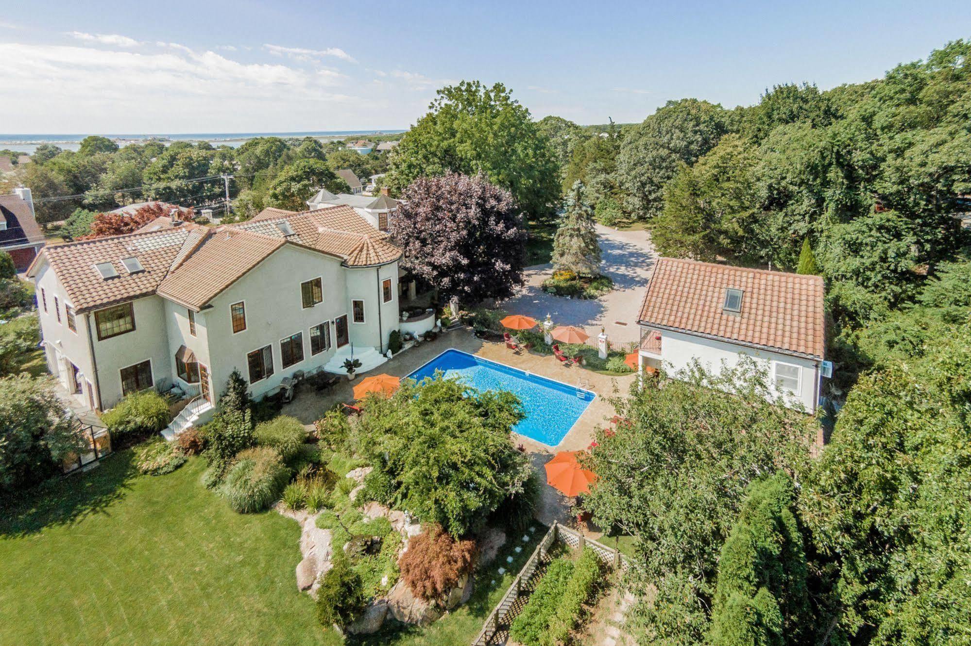 The Villa Bed And Breakfast Westerly Extérieur photo
